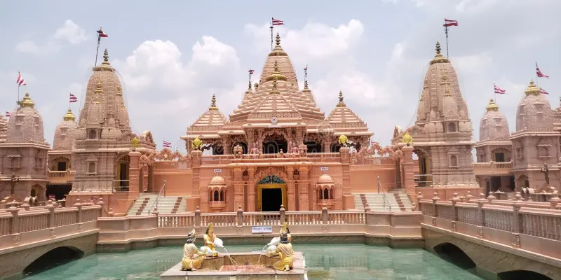 Mathura Vrindavan with Ayodhya Lucknow Tour Package